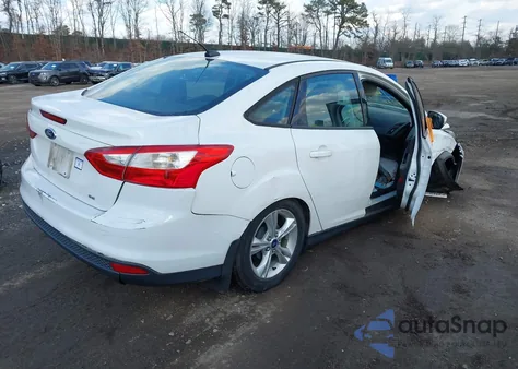 2014 Ford Focus Se из США, поврежденный, VIN 1FADP3F2XEL119080